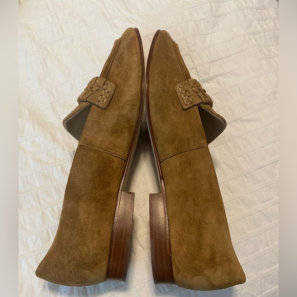 Veronica Beard Arlie Suede Loafer Hazelwood Tan 8 - Picture 4 of 9